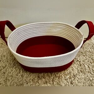 Harry & David Red and Cream Carryall Basket-NWT